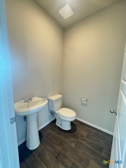 133 Keltic Dr, Kyle, TX 78640 - photo 8