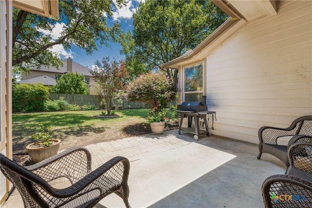 1763 Oak Gln, New Braunfels, TX 78132 - fenced backyard with area for grilling and a patio