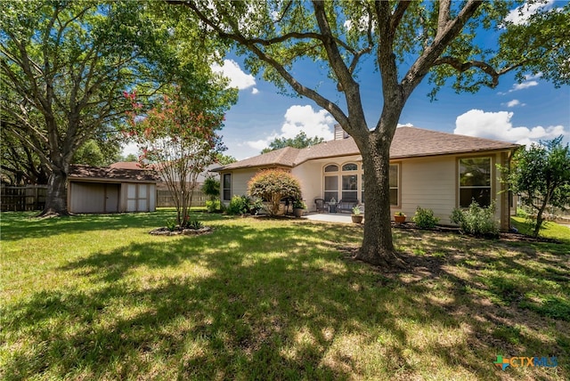 1763 Oak Gln, New Braunfels, TX 78132 - view of yard featuring a storage shed