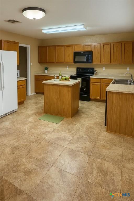 7611 Presidio Crk, Boerne, TX 78015 - living area featuring a ceiling fan and stairway