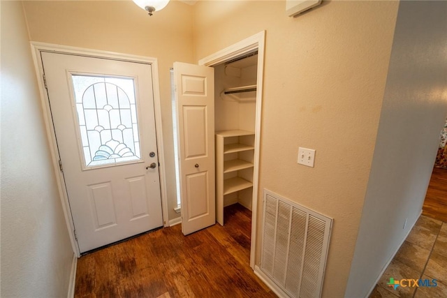 206 Ashland Crk, Victoria, TX 77901 - foyer with dark wood-style flooring