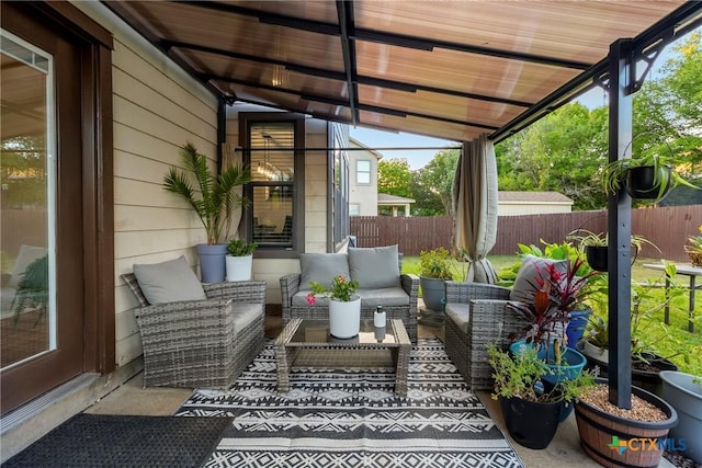 sunroom with outdoor lounge area