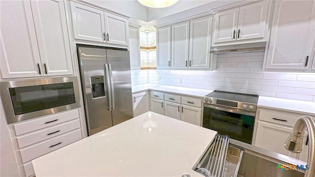 1486 Walker Place Blvd, Copperas Cove, TX 76522 - kitchen featuring under cabinet range hood, stainless steel appliances, backsplash, and light countertops