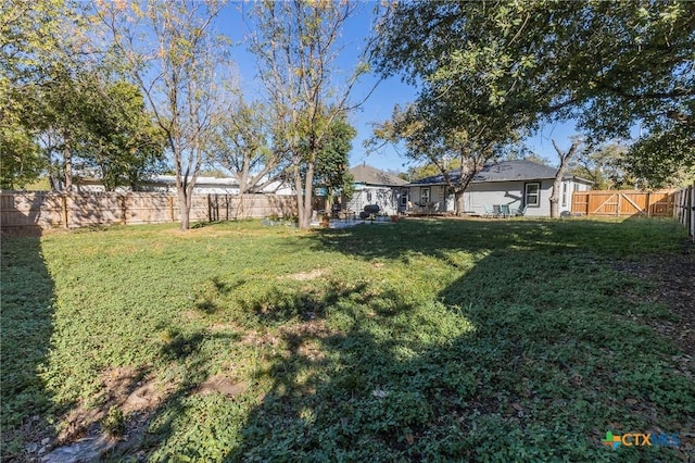 1210 N Milam St, Seguin, TX 78155 - view of fenced backyard