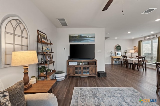 810 Mclaury Cv, Killeen, TX 76542 - living area featuring visible vents, a ceiling fan, wood finished floors, and recessed lighting