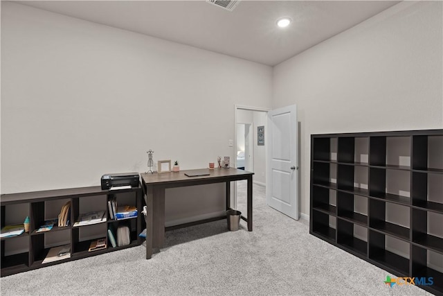 810 Mclaury Cv, Killeen, TX 76542 - home office featuring recessed lighting, carpet, and visible vents