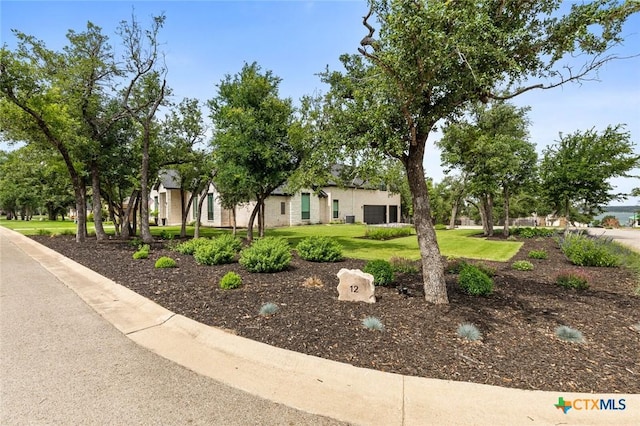 12 Lago Viento Ln, Belton, TX 76513 - view of front of home featuring a front yard
