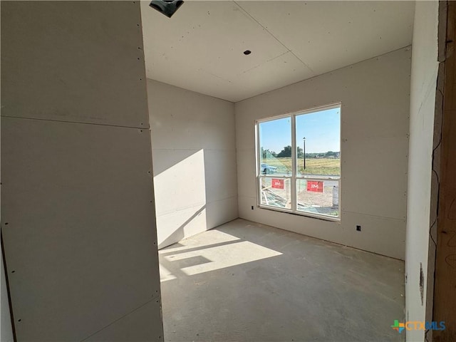 2528 Cowgirl Trl, Belton, TX 76513 - empty room featuring unfinished concrete floors