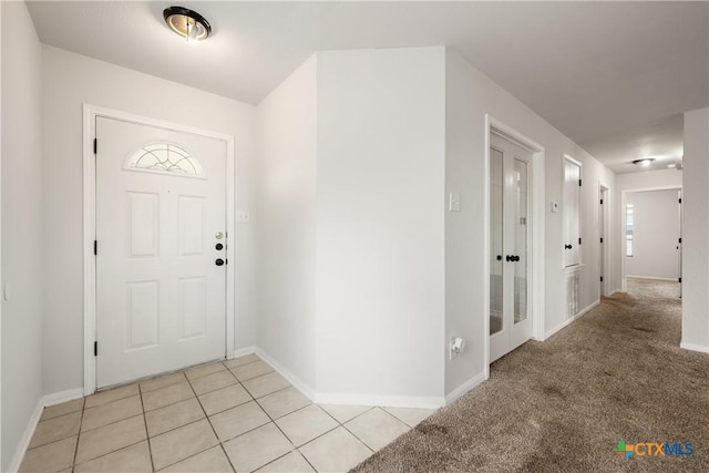 6008 Horne Dr, Killeen, TX 76542 - entrance foyer featuring light tile patterned flooring and baseboards