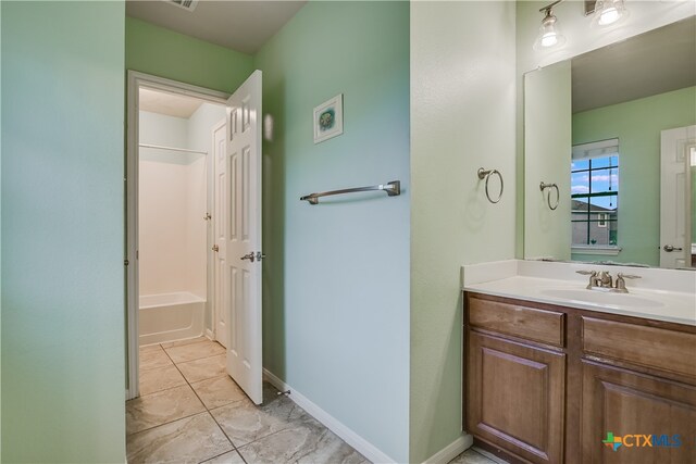1122 Boxwood Loop, Georgetown, TX 78628 - bedroom featuring carpet, baseboards, lofted ceiling, and ceiling fan