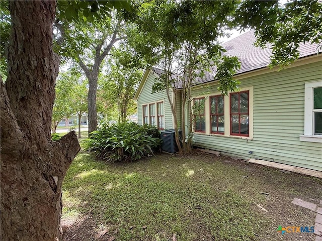 202 S Virginia St, Port Lavaca, TX 77979 - view of yard