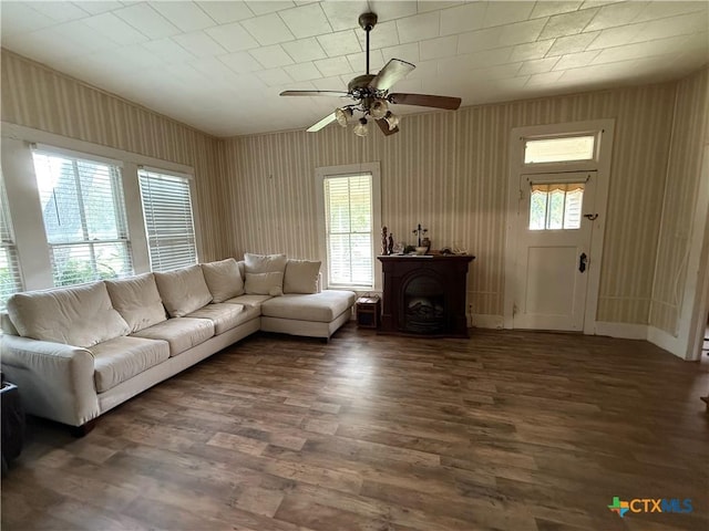 202 S Virginia St, Port Lavaca, TX 77979 - living room featuring a ceiling fan and wood finished floors