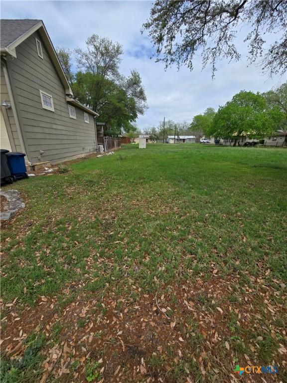 1070 Hayselton Ave, New Braunfels, TX 78130