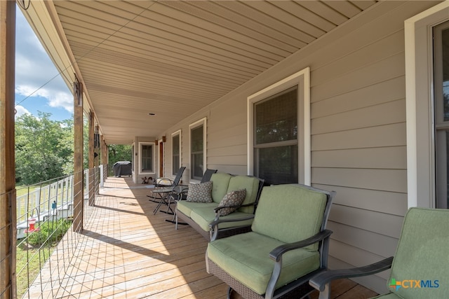 194 Elgin Woods Ln, Elgin, TX 78621 - photo 2