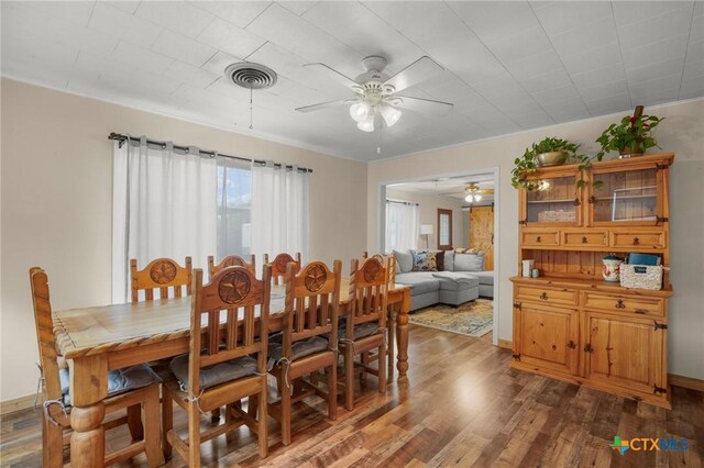 102 E Stiles St, Thrall, TX 76578 - photo 5