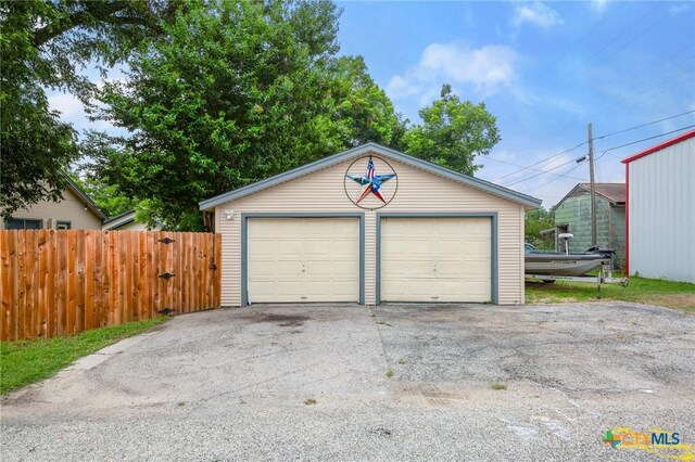 102 E Stiles St, Thrall, TX 76578 - photo 29