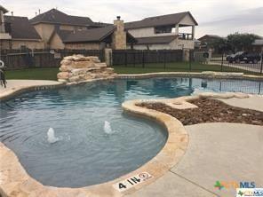 1650 Gruene Vineyard Xing, New Braunfels, TX 78130