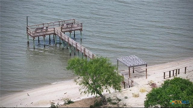 364 N Blackburn Ave, Port Lavaca, TX 77979 - dock area with view of water and beach