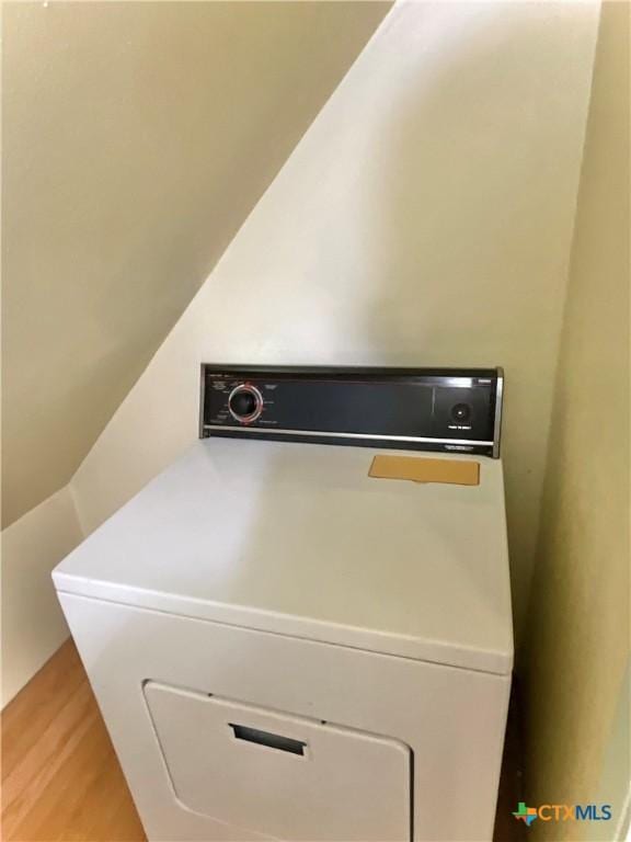 364 N Blackburn Ave, Port Lavaca, TX 77979 - detailed view of washer / dryer and wood finished floors