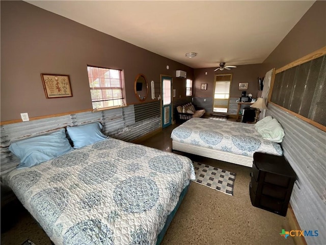 364 N Blackburn Ave, Port Lavaca, TX 77979 - bedroom featuring an AC wall unit