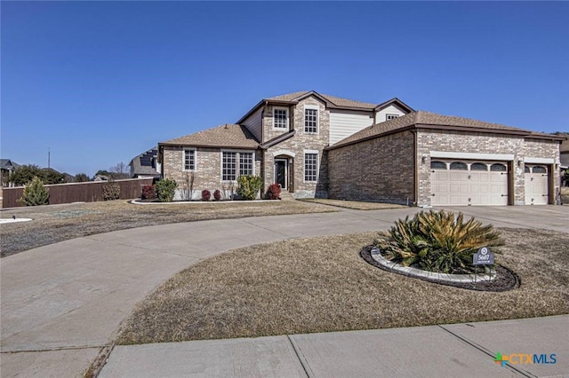 view of front facade featuring a garage