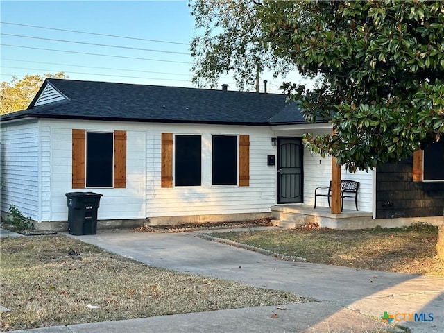 view of front of house