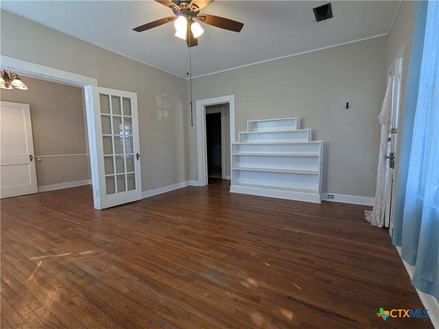 207 W 5th St, Lampasas, TX 76550 - empty room with wood finished floors and a ceiling fan