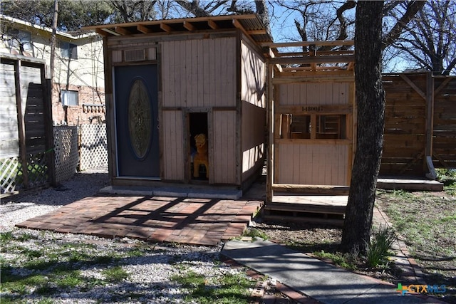 207 W 5th St, Lampasas, TX 76550 - view of outbuilding