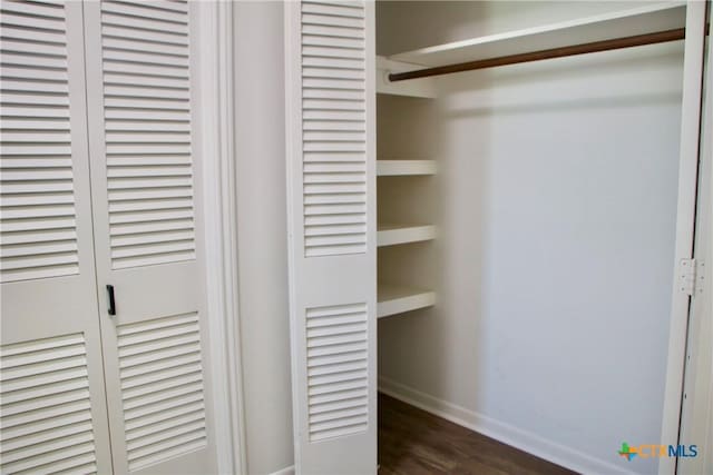 2704 Loma Vista Ave, Victoria, TX 77901 - view of closet