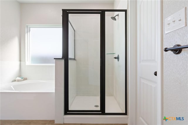 2085 Mercer St, Nolanville, TX 76559 - full bath featuring a bath and a shower stall