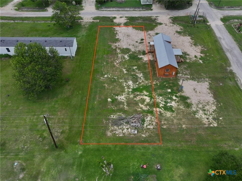 1103 W Houston Ave, Seadrift, TX 77983 - photo 3