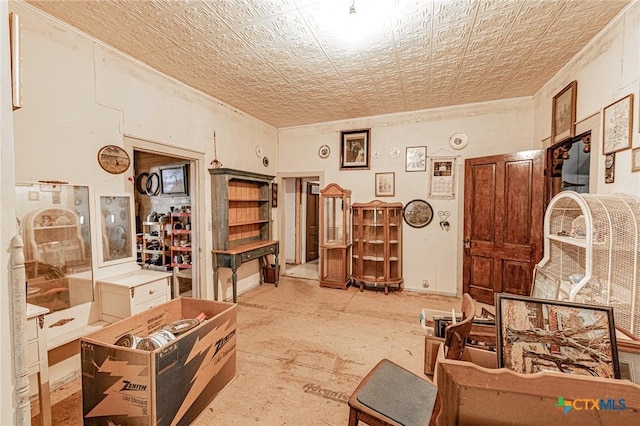 204 Ave F, Shiner, TX 77984 - living area with an ornate ceiling