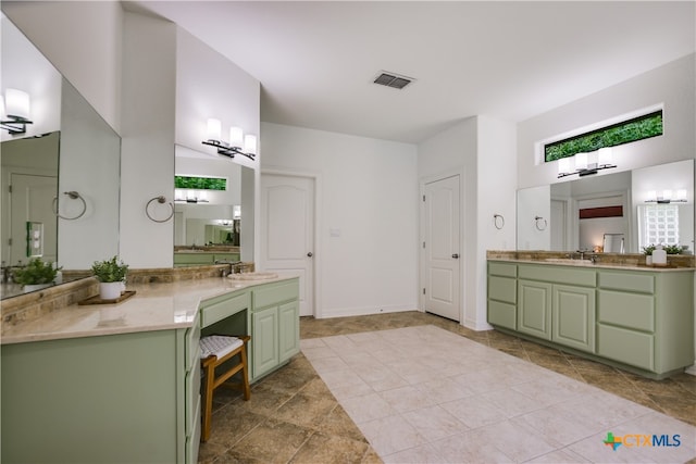 112 Oak Plaza Dr, Georgetown, TX 78628 - full bath featuring two vanities