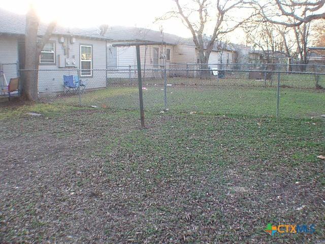 1901 Alamo Ave, Killeen, TX 76541 - photo 10