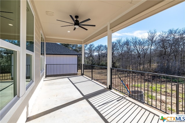 balcony with ceiling fan