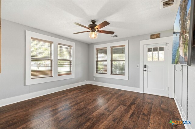 205 E Westmeyer St, Poth, TX 78147 - photo 8