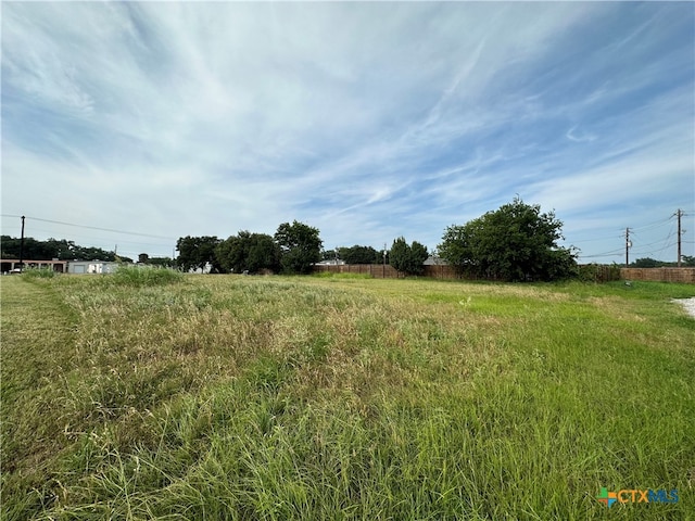 Listing photo 2 for 605 E Airline Rd, Victoria TX 77901