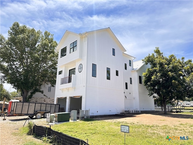 508 Lake St, Kingsland, TX 78639 - photo 3