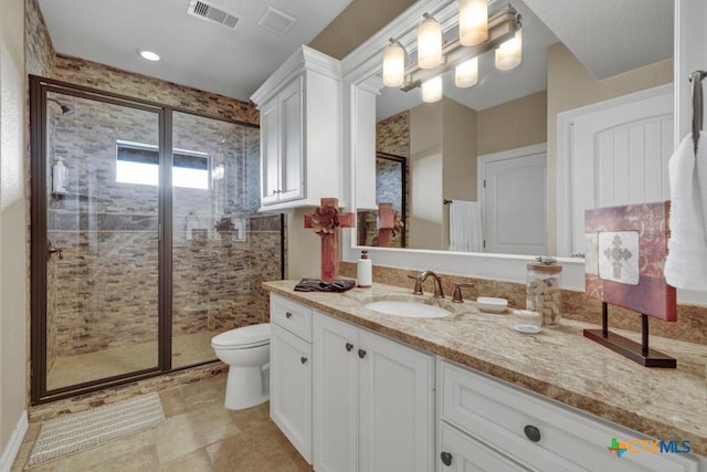 1746 Stagecoach Dr, Canyon Lake, TX 78133 - full bath with vanity and a shower stall