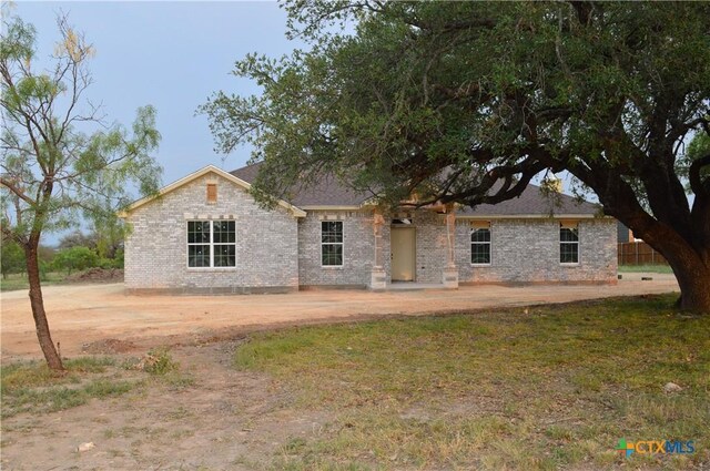 425 County Road 3152, Kempner, TX 76539 - view of front of house with brick siding