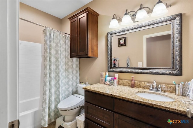 106 Sandstone Ct, Victoria, TX 77904 - bathroom featuring toilet, vanity, and shower / tub combo
