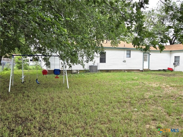 101 E Halstead Ave, Copperas Cove, TX 76522 - view of yard