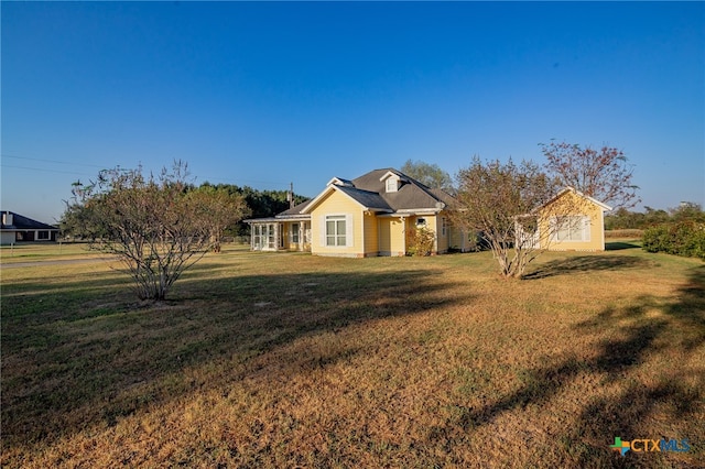 Listing photo 3 for 49 Lakeplace St, Victoria TX 77905