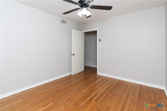 1902 S 41st St, Temple, TX 76504 - unfurnished room featuring ceiling fan, light wood-style flooring, and baseboards
