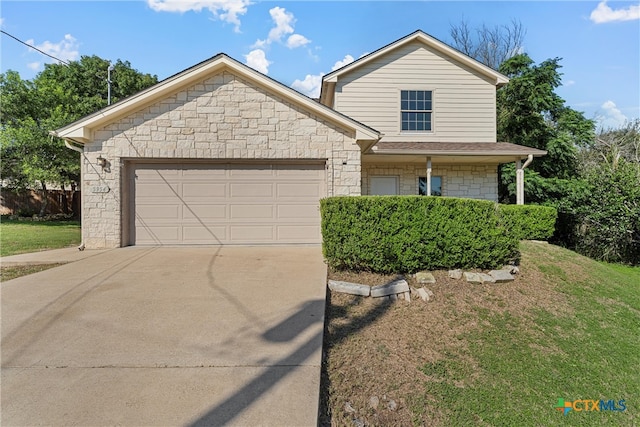 view of front of property with a front lawn