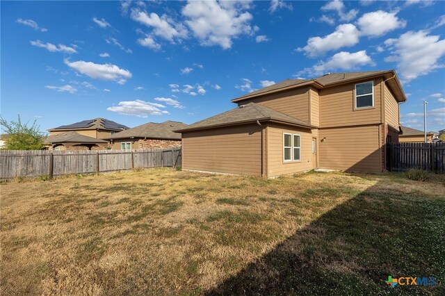 13512 Kearns Dr, Pflugerville, TX 78660 - view of rear view of house