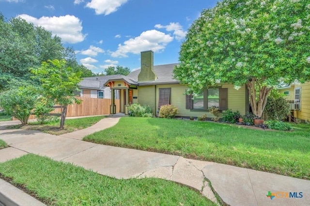 905 N 33rd St, Waco, TX 76707 - view of front of property with a chimney