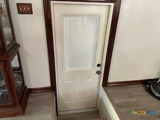 304 Oak Plz, Austin, TX 78753 - view of doorway to outside