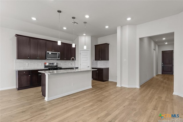 2039 Newforest Peak Peak, New Braunfels, TX 78130