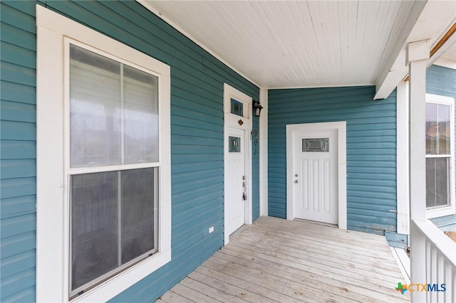 302 Avenue N, Marble Falls, TX 78654 - view of wooden terrace